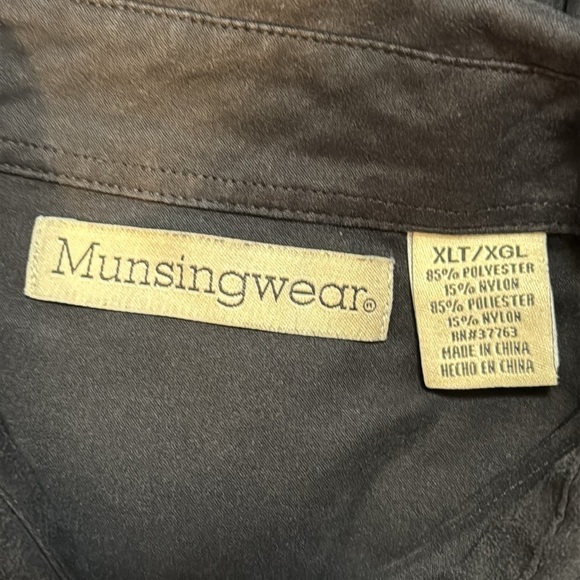 Munsingwear Navy Blue Long Sleeve Button Up Casual Shirt Men’s XLT - Picture 6 of 8